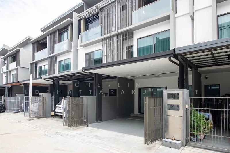 Landmark Ekamai-Ramindra, Bangkok, Sukhonthasawat Road, Lat Phrao, Lat Phrao, Bangkok, 3 Bedrooms, 168 sqm, Townhouse For Rent, by Cherlin  Lophattarakulsart, 500155610 - DDproperty.com