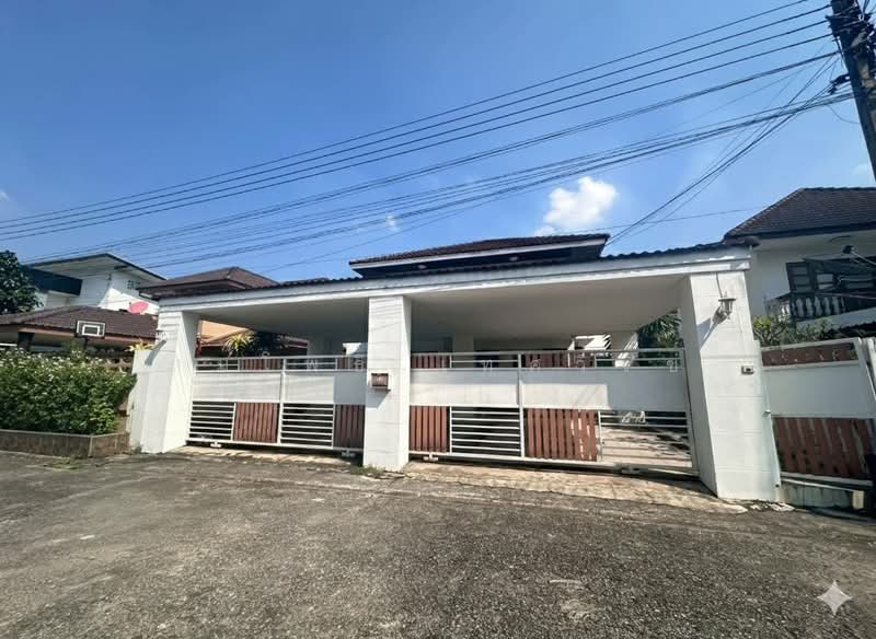 บ้านลาดปลาเค้า 10, Bangkok, Chorake Bua, Lat Phrao, Bangkok, 4 Bedrooms, 200 sqm, Single Detached House For Sale, by สมโพธิ เทศวิรัช, 500155621 - DDproperty.com