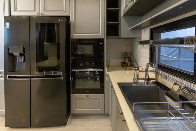 Artale Ekkamai-Ramintra, Bangkok, Soi Sukontasawat 19, Sukontasawat Road, Lat Phrao, Lat Phrao, Bangkok, 4 Bedrooms, 390 sqm, Single Detached House For Rent, by Sittichai (Ice) Tulyanon, 500155623 - DDproperty.com