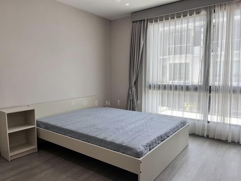 Landmark Ekamai-Ramindra, Bangkok, Sukhonthasawat Road, Lat Phrao, Lat Phrao, Bangkok, 3 Bedrooms, 168 sqm, Townhouse For Rent, by Agent Pla, 500155625 - DDproperty.com