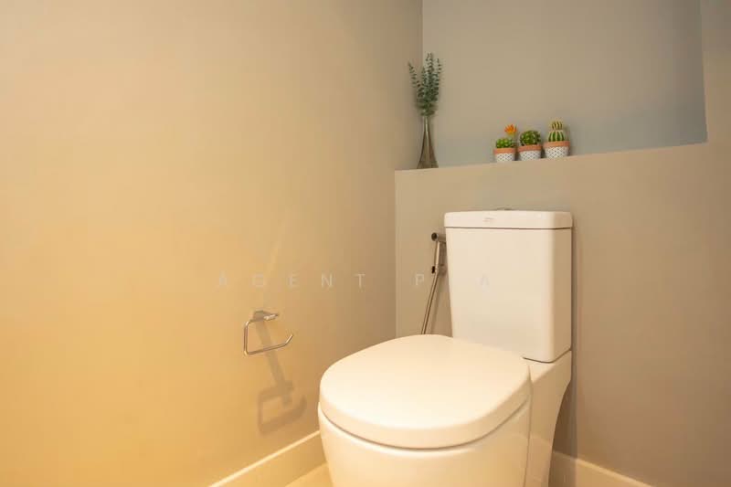 Landmark Ekamai-Ramindra, Bangkok, Sukhonthasawat Road, Lat Phrao, Lat Phrao, Bangkok, 3 Bedrooms, 168 sqm, Townhouse For Rent, by Agent Pla, 500155625 - DDproperty.com