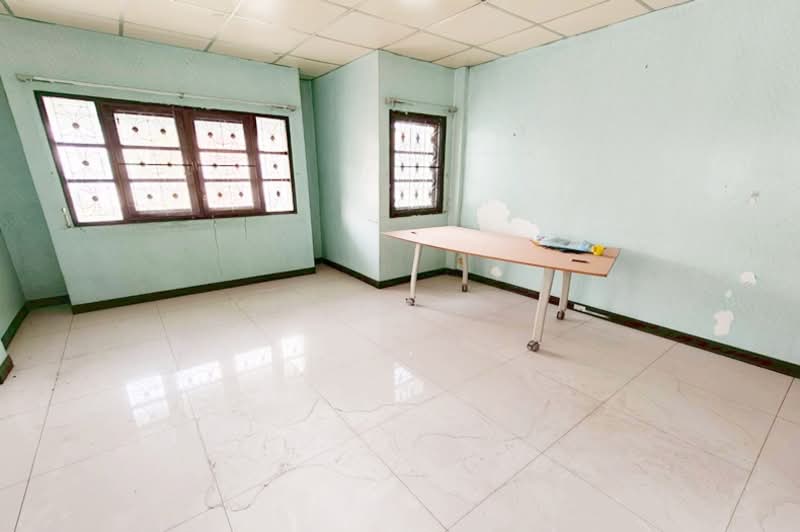 Lully Ville Lamlukka-Khlong1, Pathum Thani, Khu Khot, Lam Luk Ka, Pathum Thani, 4 Bedrooms, 187 sqm, Single Detached House For Sale, by คุณนุ่น, 500155640 - DDproperty.com