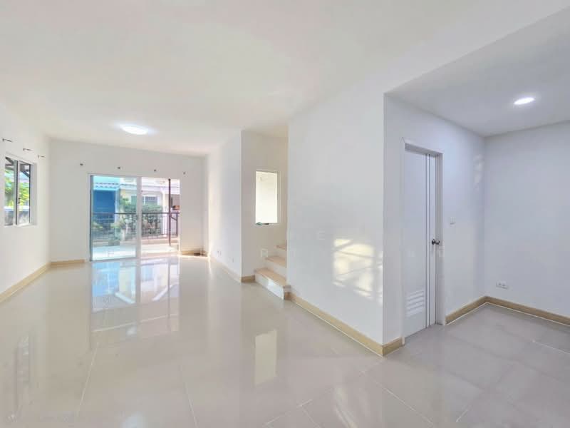 Pruksa Ville 38/1 Nhamdaeng-Theparak, Samut Prakan, Namdaeng Road, Bang Kaeo, Bang Plee, Samut Prakan, 3 Bedrooms, 100 sqm, Townhouse For Sale, by The Best Property จินนี่, 500155641 - DDproperty.com