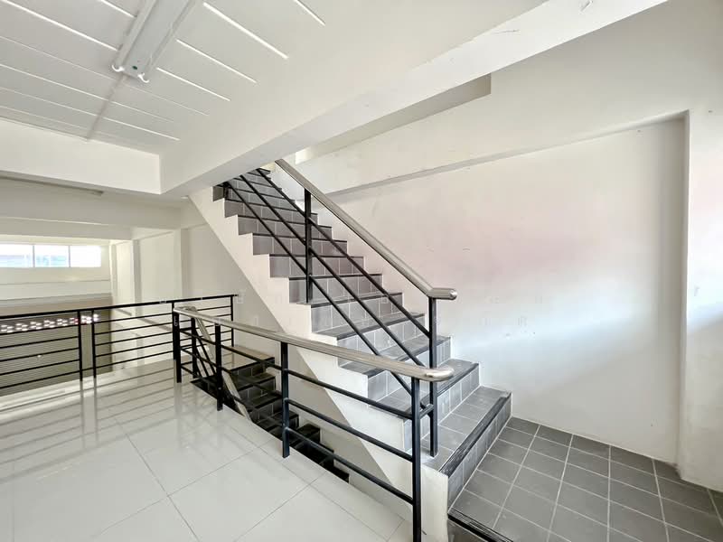 commercial building Sampeng 2, Bangkok, Bang Bon, Bang Bon, Bangkok, , 227 sqm, Shophouse For Sale, by บริษัท เอชแอล แอสเซท จำกัด, 500155650 - DDproperty.com