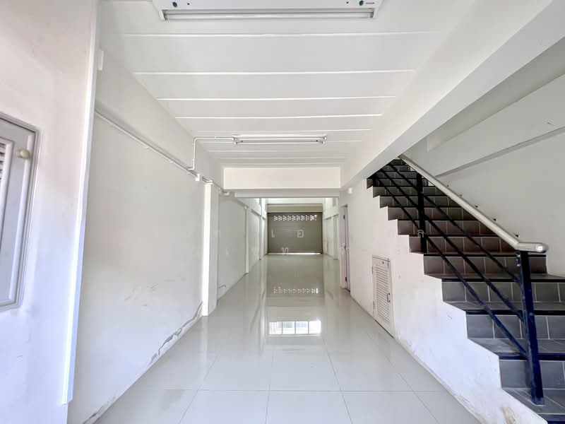 commercial building Sampeng 2, Bangkok, Bang Bon, Bang Bon, Bangkok, , 227 sqm, Shophouse For Sale, by บริษัท เอชแอล แอสเซท จำกัด, 500155650 - DDproperty.com