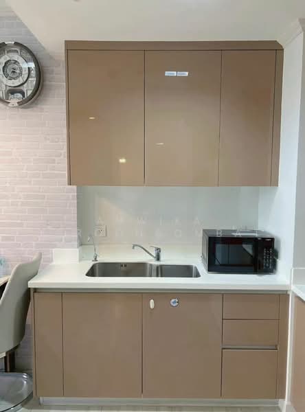 Siri At Sukhumvit, Bangkok, 902 Sukhumvit Road, Phra Kanong, Khlong Toei, Bangkok, 2 Bedrooms, 68 sqm, Condo For Rent, by Amwika Karoonsombat, 500155652 - DDproperty.com