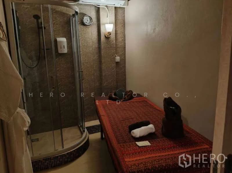 For rent or sale Shophouse 210sqm in Khlong Tan Nuea, Watthana, Bangkok bre23198, Bangkok, Khlong Tan Nua, Watthana, Bangkok, , 210 sqm, Shophouse For Sale, by Hero Realtor Co., Ltd., 500155667 - DDproperty.com
