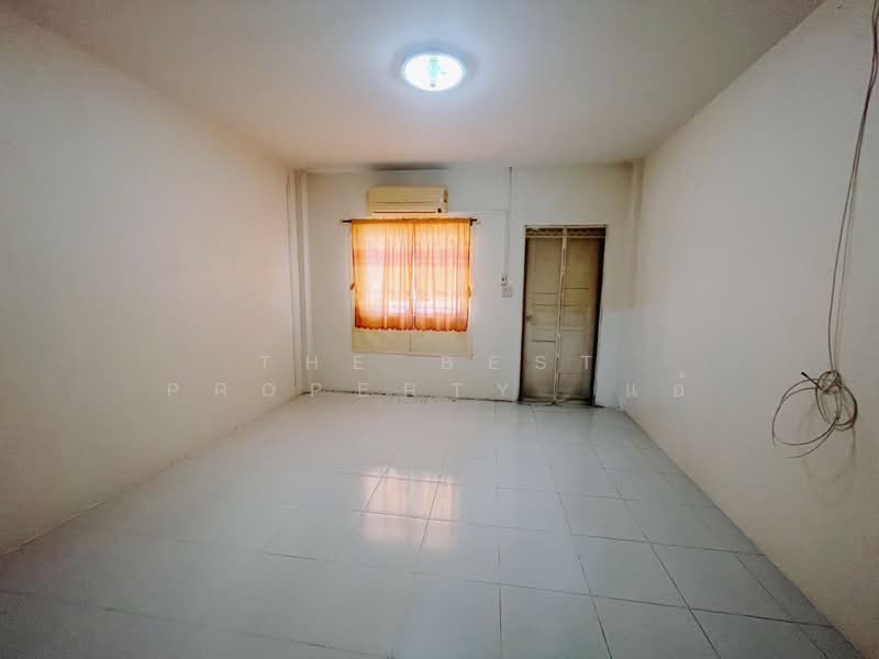 ทาวน์เฮ้าส์หันคา ชัยนาท, Chai Nat, Han Kha, Chai Nat, 2 Bedrooms, 120 sqm, Townhouse For Sale, by The Best Property  แอ้, 500155676 - DDproperty.com