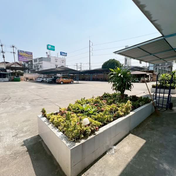 ขายหรือให้เช่าโรงงานเก่า15-1-71 ไร่ ติดถนนเพชรเกษม โซนอ้อมใหญ่, Nakhon Pathom, Om Yai, Sam Phran, Nakhon Pathom, , 14,970 sqm, Warehouse/Factory For Sale, by AJHOMECENTER - คุณโป้ง, 500155678 - DDproperty.com