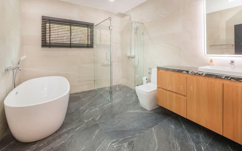 Luxury Villa for Rent in Mabprachan Lake, East Pattaya, Chon Buri (Pattaya), Bang Lamung, Bang Lamung (Pattaya), Chon Buri (Pattaya), 5 Bedrooms, 365 sqm, Villa For Rent, by PLC Real Estate, 500155682 - DDproperty.com