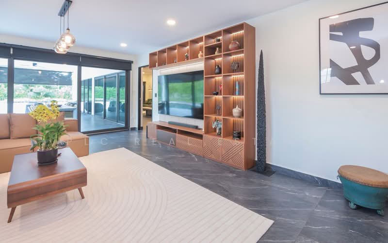 Luxury Villa for Rent in Mabprachan Lake, East Pattaya, Chon Buri (Pattaya), Bang Lamung, Bang Lamung (Pattaya), Chon Buri (Pattaya), 5 Bedrooms, 365 sqm, Villa For Rent, by PLC Real Estate, 500155682 - DDproperty.com