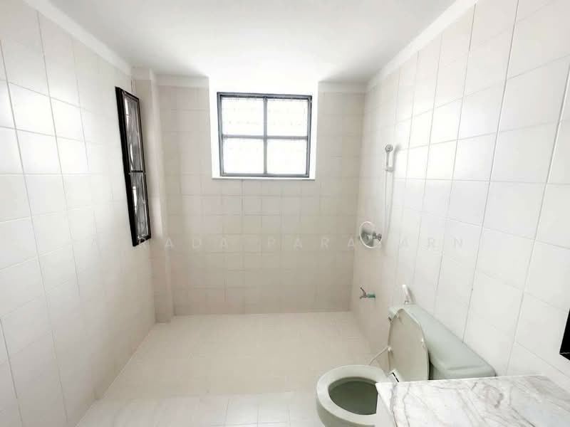 Home Avenue, corner lot, Soi Prawit and Friends 16., Bangkok, Bang Chak, Phra Khanong, Bangkok, 5 Bedrooms, 237 sqm, Townhouse For Rent, by Airada Parasarn, 500155705 - DDproperty.com