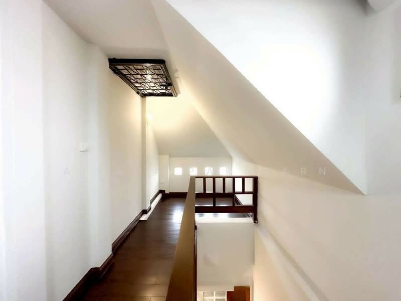 Home Avenue หลังมุม ซ.ประวิทย์และเพื่อน16, กรุงเทพ, บางจาก, พระโขนง, กรุงเทพ, 237 ตร.ม., ทาวน์เฮ้าส์ ให้เช่า, โดย Airada Parasarn, 500155705 - DDproperty.com