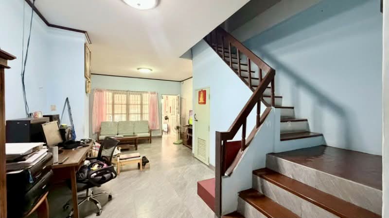 ทาวน์โฮม 3 ชั้น หมู่บ้าน เพลินวิภา รามอินทรา 40, กรุงเทพ, รามอินทรา, คลองกุ่ม, บึงกุ่ม, กรุงเทพ, 180 ตร.ม., ทาวน์เฮ้าส์ ขาย, โดย คุณ พิมพ์สิริ ( ทราย ), 500155711 - DDproperty.com