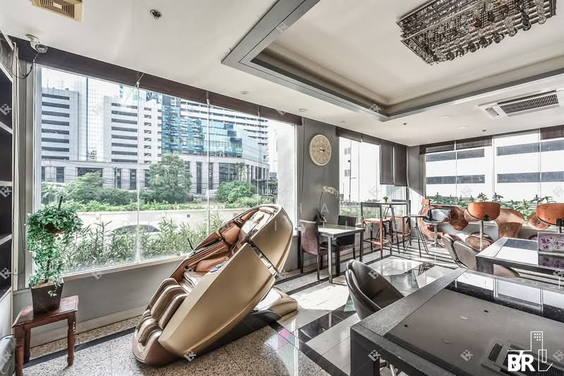 Witthayu Complex, Bangkok, 1673 New Petchaburi Road, Makkasan, Ratchathewi, Bangkok, 1 Bedroom, 80 sqm, Condo For Rent, by Nicha Peerakittikul, 500155735 - DDproperty.com