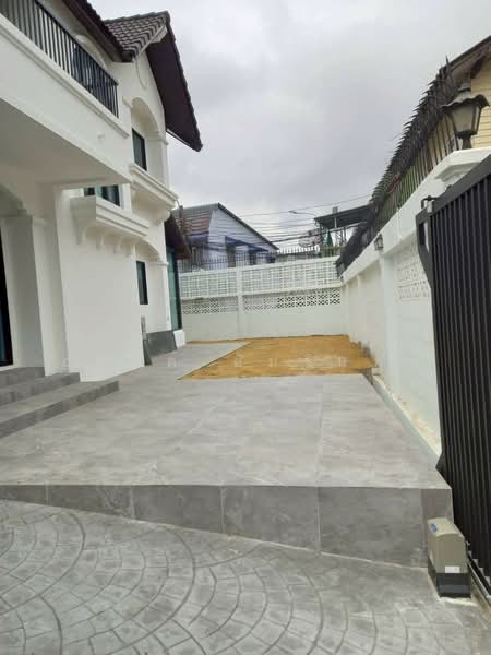 ขายบ้านเดี่ยว 2 ชั้น 85 ตร.ว. ซอยมิถุนายน 20 แยก 5 ใกล้โรงเรียนนานาชาติเคไอเอส, กรุงเทพ, สามเสนนอก, ห้วยขวาง, กรุงเทพ, 600 ตร.ม., บ้านเดี่ยว ขาย, โดย อนันต์ อัมรินทร์, 500155750 - DDproperty.com