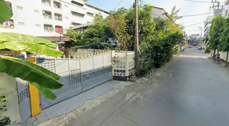 House for sale with land, area 104 sq.wah, Soi Sukhumvit 64, near BTS Punnawithi, Bangkok, Bang Chak, Phra Khanong, Bangkok, 3 Bedrooms, 280 sqm, Single Detached House For Sale, by อนันต์ อัมรินทร์, 500155795 - DDproperty.com