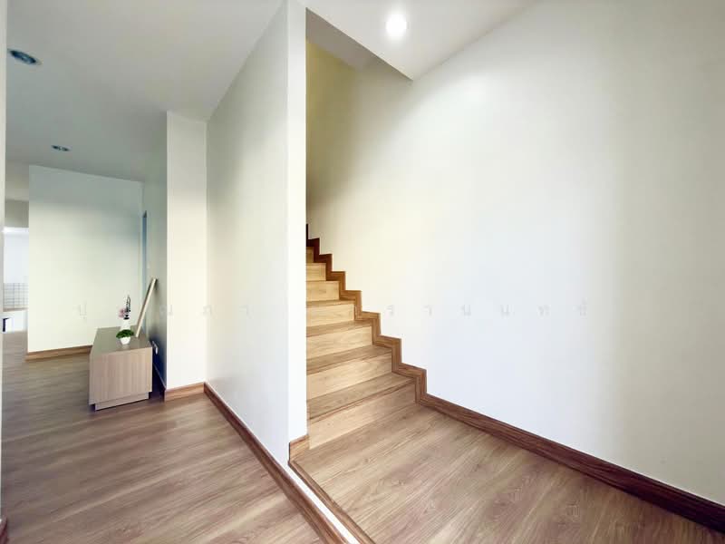 Nirvana Cover Onnut, Bangkok, Soi On Nut 65, Prawet, Prawet, Bangkok, 4 Bedrooms, 122 sqm, Townhouse For Sale, by ปุณณภา นารานนทชัย, 500155809 - DDproperty.com