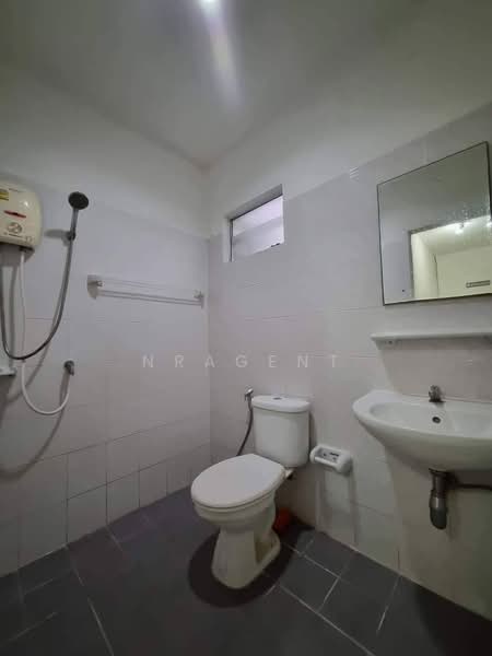 Baan Pruksa 74/1 Srinakarin-Thepharak, Samut Prakan, Srinakarin Road, Bang Mueng, Muang Samut Prakarn, Samut Prakan, 4 Bedrooms, 96 sqm, Townhouse For Sale, by NRagent, 500155822 - DDproperty.com