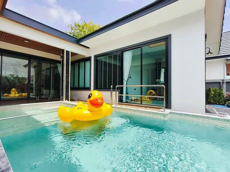 พูลวิลล่า โป่ง พัทยา สยามคันทรีคลับ พร้อมหิ้วกระเป๋าเข้าอยู่, Chon Buri (Pattaya), Bang Lamung, Bang Lamung (Pattaya), Chon Buri (Pattaya), 3 Bedrooms, 400 sqm, Single Detached House For Sale, by ปภัชญา ธนัตถ์ภรณ์, 500155851 - DDproperty.com