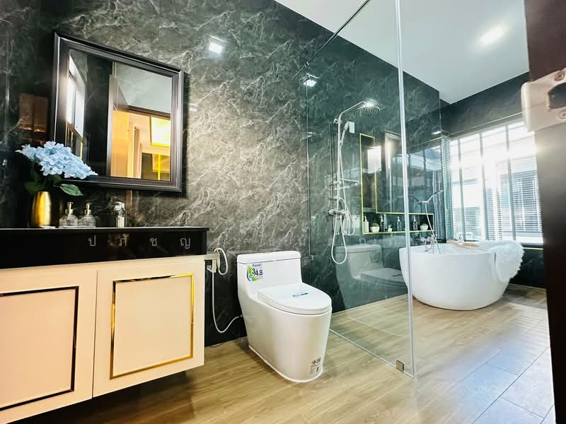 พูลวิลล่า โป่ง พัทยา สยามคันทรีคลับ พร้อมหิ้วกระเป๋าเข้าอยู่, Chon Buri (Pattaya), Bang Lamung, Bang Lamung (Pattaya), Chon Buri (Pattaya), 3 Bedrooms, 400 sqm, Single Detached House For Sale, by ปภัชญา ธนัตถ์ภรณ์, 500155851 - DDproperty.com