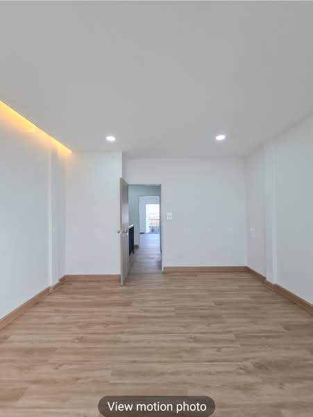 Moobaan Sena Villa 84, Bangkok, Khlong Chan, Bang Kapi, Bangkok, 2 Bedrooms, 72 sqm, Townhouse For Sale, by ศริญญา มากชู, 500155879 - DDproperty.com