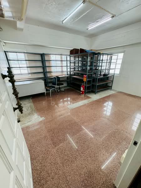 อาคารให้เช่า ทองหล่อ สุขุมวิท : Buildings for rent in Thonglor, Sukhumvit., กรุงเทพ, คลองตันเหนือ, วัฒนา, กรุงเทพ, 2,000 ตร.ม., ตึกแถว-อาคารพาณิชย์ ให้เช่า, โดย TOAH T., 500155905 - DDproperty.com