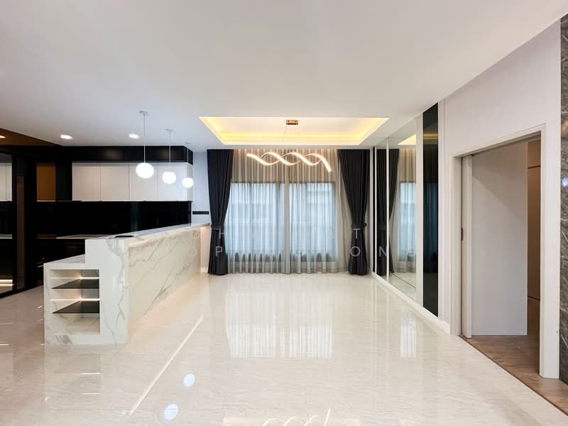 Setthasiri Charan-Pinklao 2, Bangkok, Taling Chan Railway Road, Bang Khun Sri, Bangkok Noi, Bangkok, 4 Bedrooms, 322 sqm, Single Detached House For Sale, by Chantat Raoprachong, 500155910 - DDproperty.com