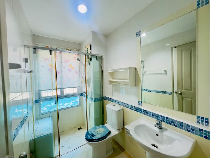 Baan Klang Muang Sukhumvit 113 : บ้านกลางเมือง สุขุมวิท 113, สมุทรปราการ, ซอย ด่านสำโรง 32, สำโรงเหนือ, เมืองสมุทรปราการ, สมุทรปราการ, 135 ตร.ม., ทาวน์เฮ้าส์ ขาย, โดย ภนิดา คุณารัตนอังกูร, 500155923 - ห้องน้ำห้องน้ำชั้นสอง - DDproperty.com