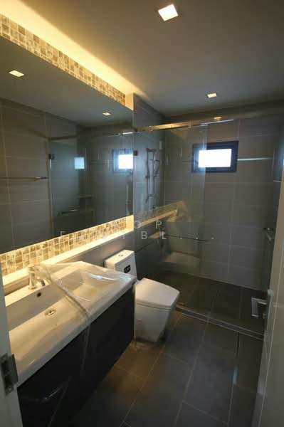 Setthasiri Srinakarin-Rama 9, Bangkok, Soi Krungthep Kreetha 7, Hua Mak, Bang Kapi, Bangkok, 5 Bedrooms, 312 sqm, Single Detached House For Sale, by Top Eastblue Realestate, 500155930 - DDproperty.com