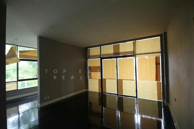 Setthasiri Srinakarin-Rama 9, Bangkok, Soi Krungthep Kreetha 7, Hua Mak, Bang Kapi, Bangkok, 5 Bedrooms, 312 sqm, Single Detached House For Sale, by Top Eastblue Realestate, 500155930 - DDproperty.com