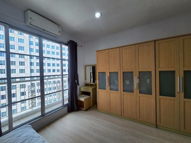 Citi Smart Sukhumvit 18, Bangkok, 366 Soi Sukhumvit 18, Sukhumvit Road, Khlong Toei, Khlong Toei, Bangkok, 3 Bedrooms, 180 sqm, Condo For Rent, by Ulaiwan Boonsiri, 500155931 - DDproperty.com