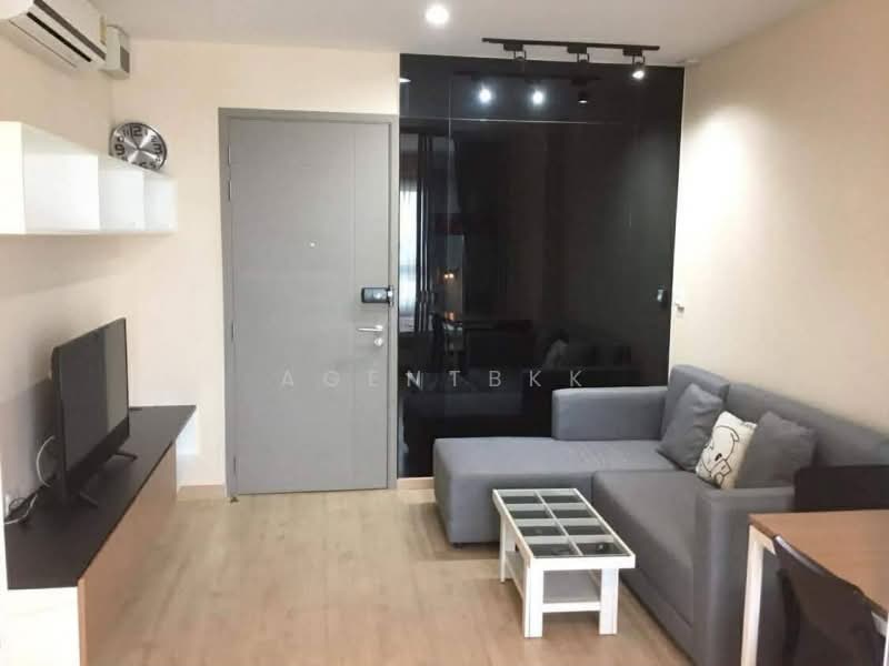The Tempo Grand Sathorn-Wutthakat, Bangkok, Ratchaphruek Road, Bangko, Chom Thong, Bangkok, 1 Bedroom, 30 sqm, Condo For Rent, by Agentbkk, 500155947 - DDproperty.com
