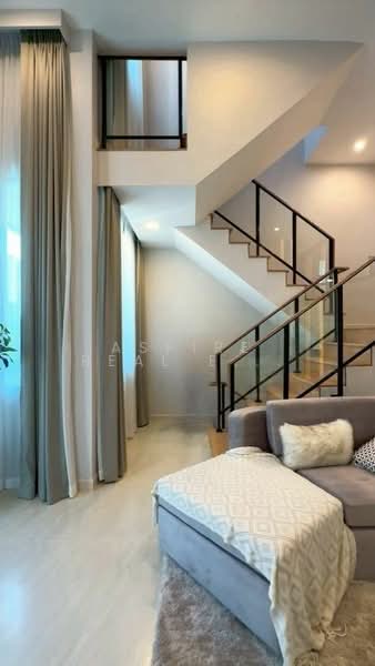 Baan Klang Muang Classe Sukhumvit 77 : บ้านกลางเมือง คลาสเซ่ สุขุมวิท 77, กรุงเทพ, ซอยอ่อนนุช 21, สวนหลวง, สวนหลวง, กรุงเทพ, 190 ตร.ม., บ้านเดี่ยว ขาย, โดย Aspire Real Estate Agency Co., Ltd., 500155967 - DDproperty.com