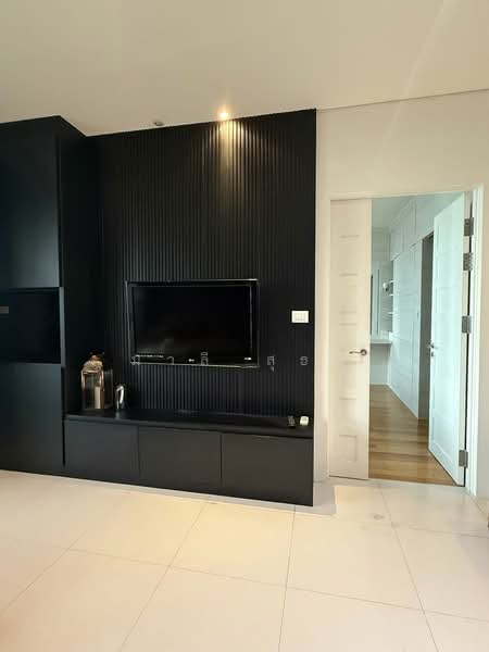 AGUSTON Sukhumvit 22, Bangkok, 140 Sukhumvit Road, Khlong Toei, Khlong Toei, Bangkok, 1 Bedroom, 57 sqm, Condo For Sale, by มาลี สุธน, 500155971 - DDproperty.com