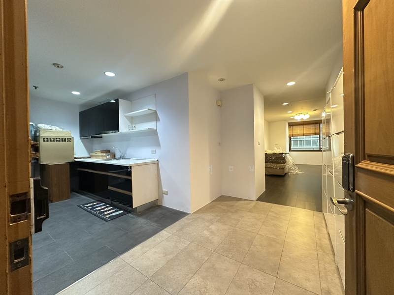 Asoke Towers, Bangkok, Sukhumvit 21 Road, Khlongtoei Nua, Watthana, Bangkok, 1 Bedroom, 78 sqm, Condo For Sale, by มาลี สุธน, 500155980 - DDproperty.com