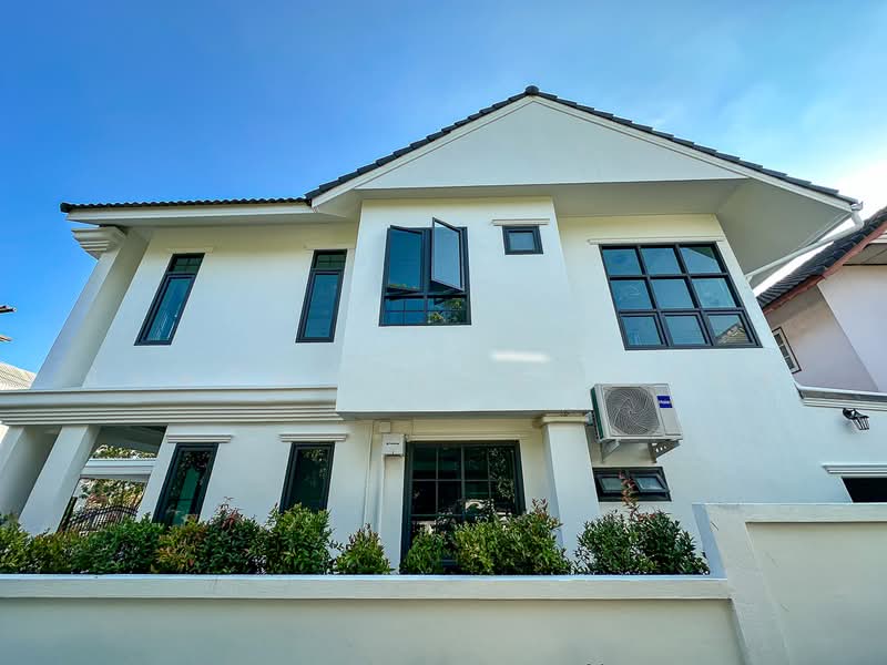 Modern Classic 4 Bed House near Chiang Mai University, Chiang Mai, Su Thep, Muang Chiang Mai, Chiang Mai, 4 Bedrooms, 202 sqm, Single Detached House For Sale, by Nunthawat Hiranputtipat, 500155984 - DDproperty.com
