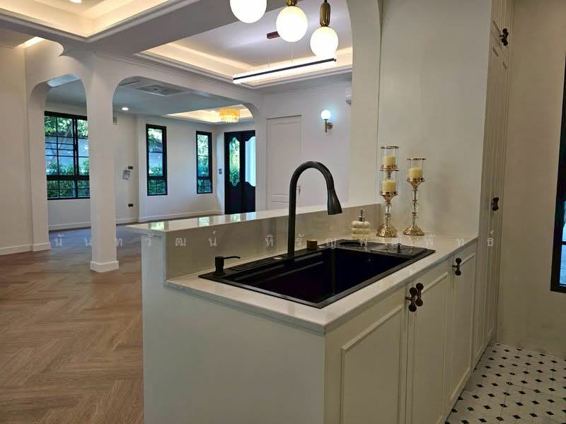 Modern Classic 4 Bed House near Chiang Mai University, Chiang Mai, Su Thep, Muang Chiang Mai, Chiang Mai, 4 Bedrooms, 202 sqm, Single Detached House For Sale, by Nunthawat Hiranputtipat, 500155984 - DDproperty.com