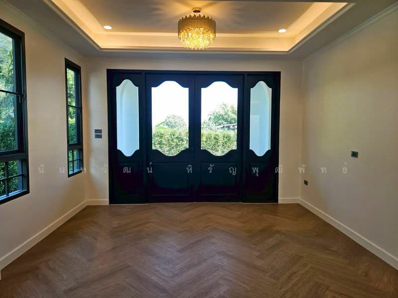 Modern Classic 4 Bed House near Chiang Mai University, Chiang Mai, Su Thep, Muang Chiang Mai, Chiang Mai, 4 Bedrooms, 202 sqm, Single Detached House For Sale, by Nunthawat Hiranputtipat, 500155984 - DDproperty.com