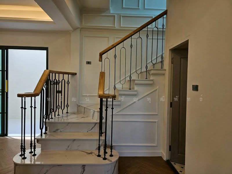 Modern Classic 4 Bed House near Chiang Mai University, Chiang Mai, Su Thep, Muang Chiang Mai, Chiang Mai, 4 Bedrooms, 202 sqm, Single Detached House For Sale, by Nunthawat Hiranputtipat, 500155984 - DDproperty.com