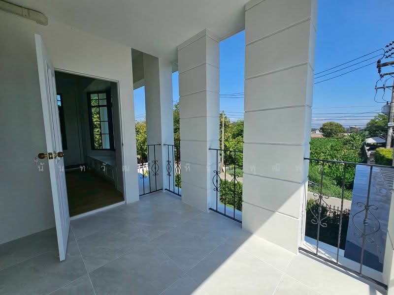 Modern Classic 4 Bed House near Chiang Mai University, Chiang Mai, Su Thep, Muang Chiang Mai, Chiang Mai, 4 Bedrooms, 202 sqm, Single Detached House For Sale, by Nunthawat Hiranputtipat, 500155984 - DDproperty.com