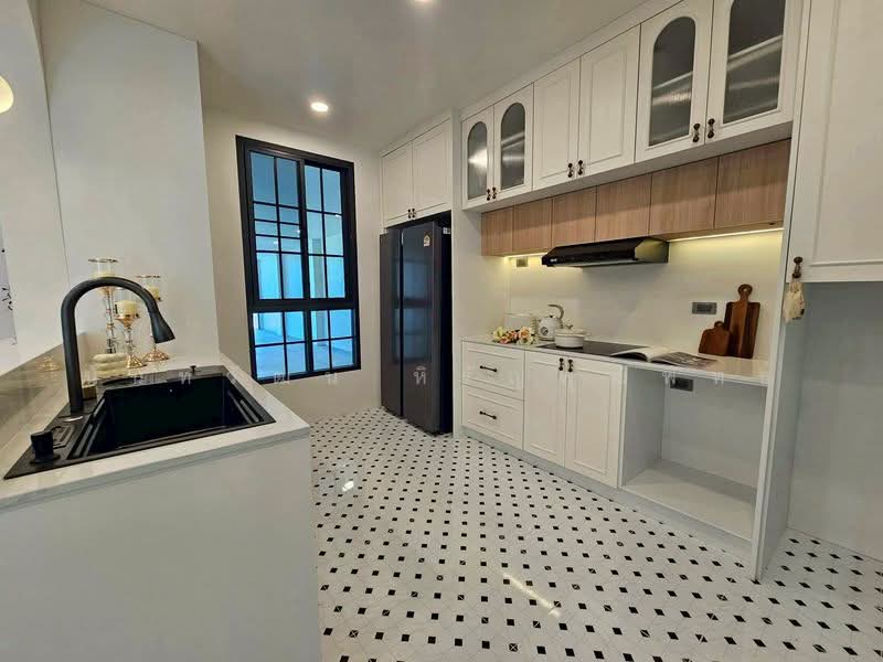 Modern Classic 4 Bed House near Chiang Mai University, Chiang Mai, Su Thep, Muang Chiang Mai, Chiang Mai, 4 Bedrooms, 202 sqm, Single Detached House For Sale, by Nunthawat Hiranputtipat, 500155984 - DDproperty.com