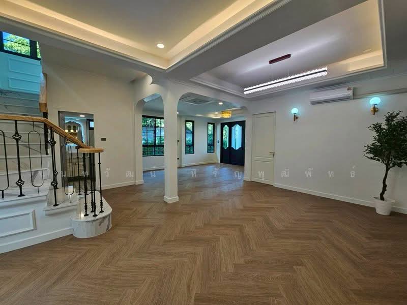 Modern Classic 4 Bed House near Chiang Mai University, Chiang Mai, Su Thep, Muang Chiang Mai, Chiang Mai, 4 Bedrooms, 202 sqm, Single Detached House For Sale, by Nunthawat Hiranputtipat, 500155984 - DDproperty.com