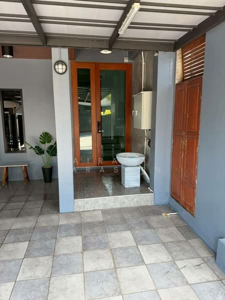 เช่า ทาวน์โฮม 2 ชั้น ใกล้ BTS สายสีเขียว รัชโยธิน พร้อมเข้าอยู่, กรุงเทพ, เสนานิคม, จตุจักร, กรุงเทพ, 110 ตร.ม., ทาวน์เฮ้าส์ ให้เช่า, โดย Airada Parasarn, 500156004 - DDproperty.com