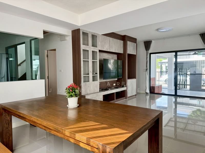 Mantana Bangna Km.7, Samut Prakan, 68 Bangna-Trad Road, Bang Kaeo, Bang Plee, Samut Prakan, 4 Bedrooms, 185 sqm, Single Detached House For Rent, by Maiyara Juancharoen, 500156009 - DDproperty.com