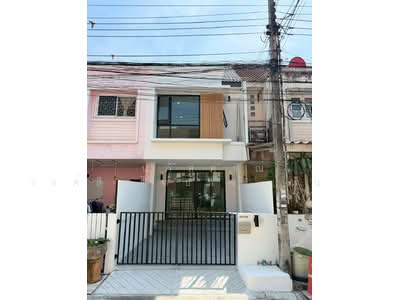 ขาย - First Home Watcharapol : เฟิสท์โฮม วัชรพล, กรุงเทพ