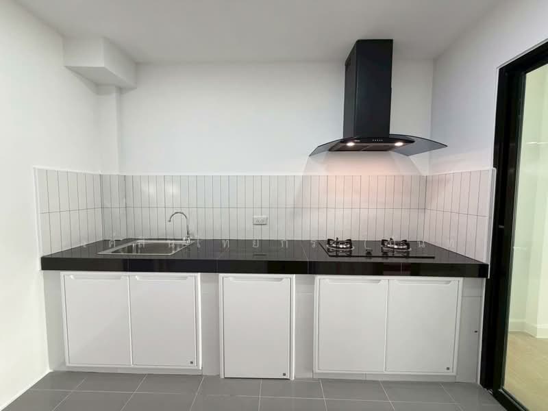 First Home Watcharapol, Bangkok, Soi Ruammit Phatthana, Tha Rang, Bang Khen, Bangkok, 2 Bedrooms, 80 sqm, Townhouse For Sale, by นภัสศรณ์ วงศ์สินไทยกร (นันท์), 500156011 - DDproperty.com