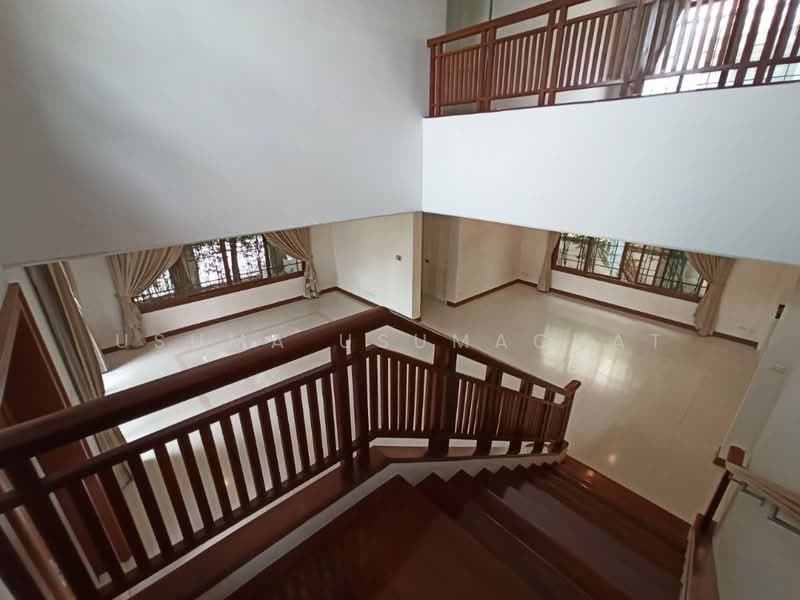 Narasiri Pattanakarn-Srinakarin, Bangkok, 878 Soi Srinakarin 20, Khlong Chan, Bang Kapi, Bangkok, 5 Bedrooms, 500 sqm, Single Detached House For Rent, by Usuma Usumachat, 500156018 - DDproperty.com