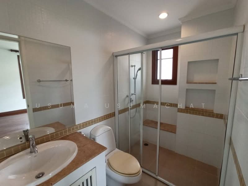 Narasiri Pattanakarn-Srinakarin, Bangkok, 878 Soi Srinakarin 20, Khlong Chan, Bang Kapi, Bangkok, 5 Bedrooms, 500 sqm, Single Detached House For Rent, by Usuma Usumachat, 500156018 - DDproperty.com