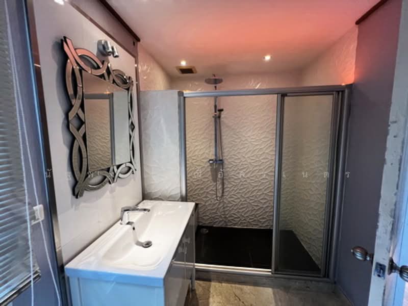 Laddarom Ratchapruek Rattanathibet 2, Nonthaburi, 99 Moo 1 Om Kret, Om Kret, Pak Kret, Nonthaburi, 3 Bedrooms, 300 sqm, Single Detached House For Rent, by นัฐพงค์ มณีอัครเนตร, 500156020 - DDproperty.com